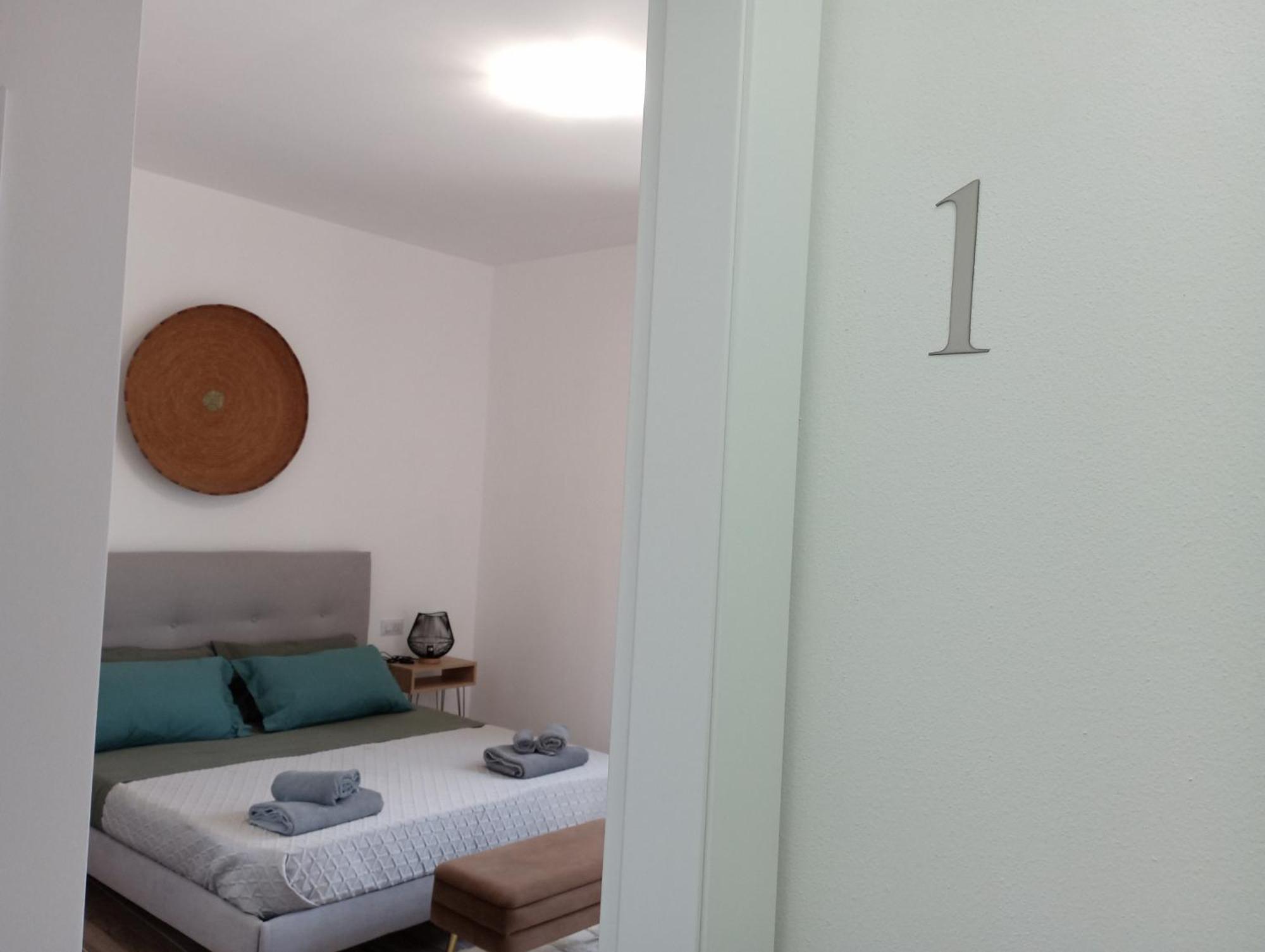 Niu Rooms Oristano Exterior foto